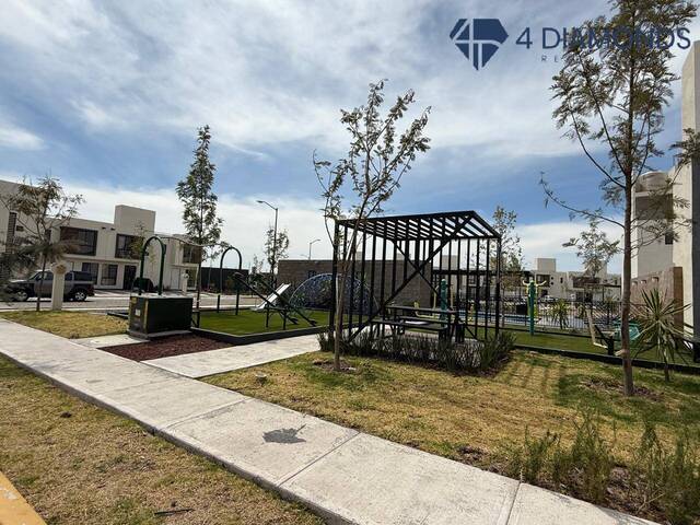 #77 - Casa en condominio para Renta en Salamanca - GT