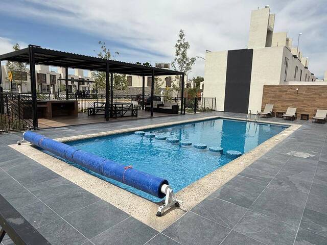 #77 - Casa en condominio para Renta en Salamanca - GT