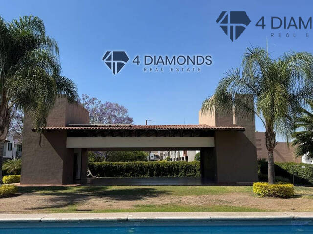 #82 - Casa para Venta en Irapuato - GT