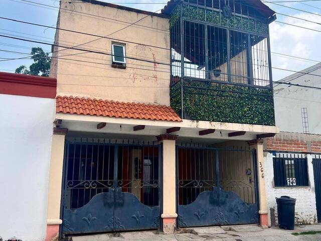 #94 - Casa para Venta en Irapuato - GT