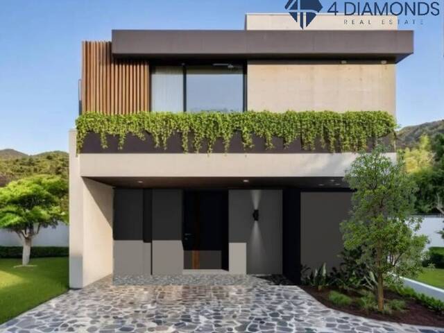 #67 - Casa para Venta en León - GT