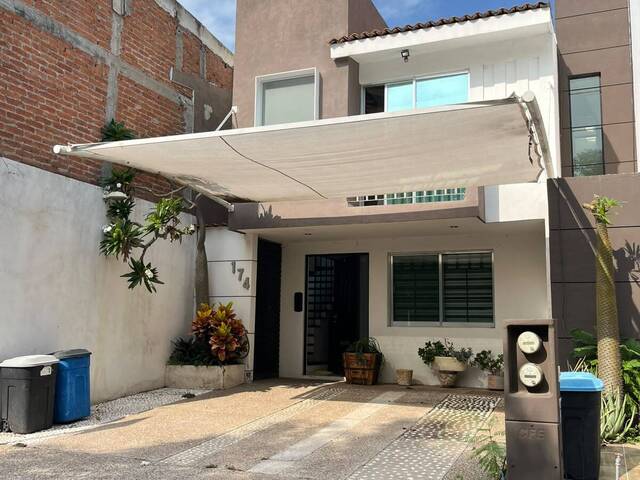 #131 - Casa para Venta en Irapuato - GT - 2